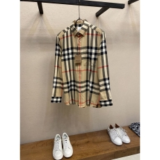 Burberry Outwear